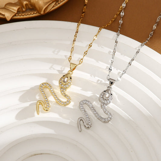 Fashion Personality Snake Necklace With Rhinestone Design Creative