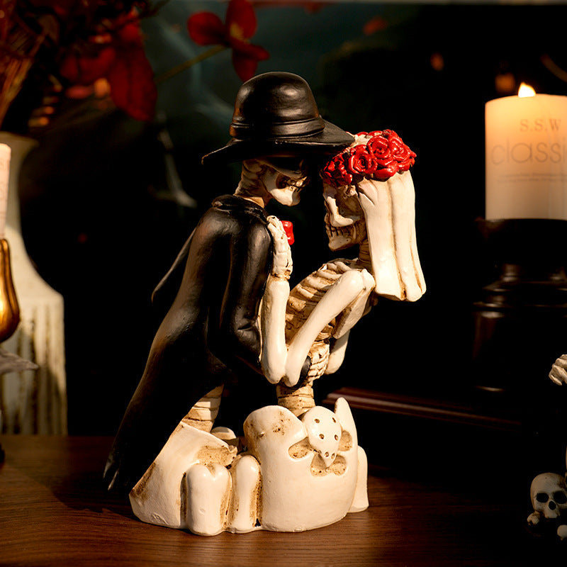 Couple Skull Gothic Style Romantic Couple Ornament
