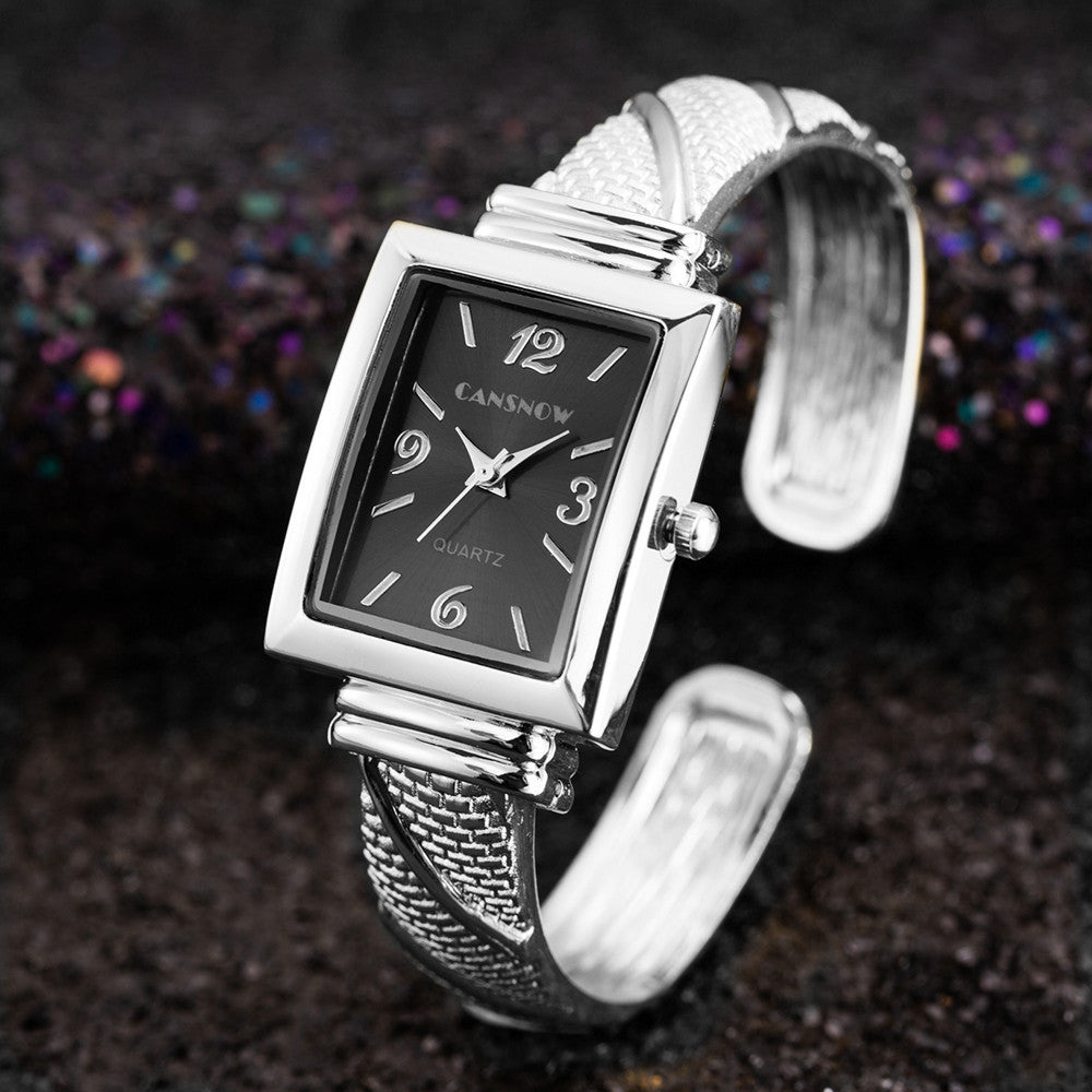 Stylish Wrist Quartz Timepiece