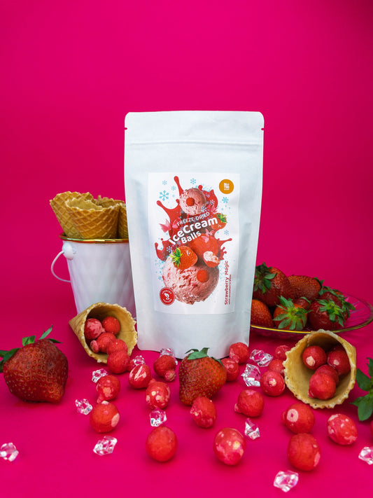Freeze dried Ice Cream Balls Strawberry Magic
