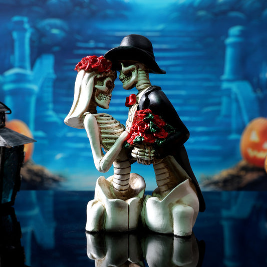Couple Skull Gothic Style Romantic Couple Ornament