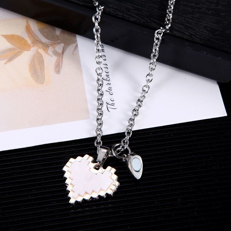2pcs Magnetic Heart-shaped Mosaic Necklace Fashion Personality Couple