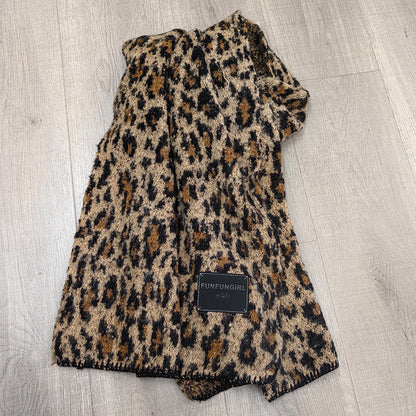 Warm Leopard Print Scarf