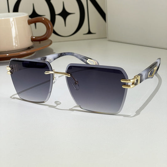 Trendy Trimming Sunglasses