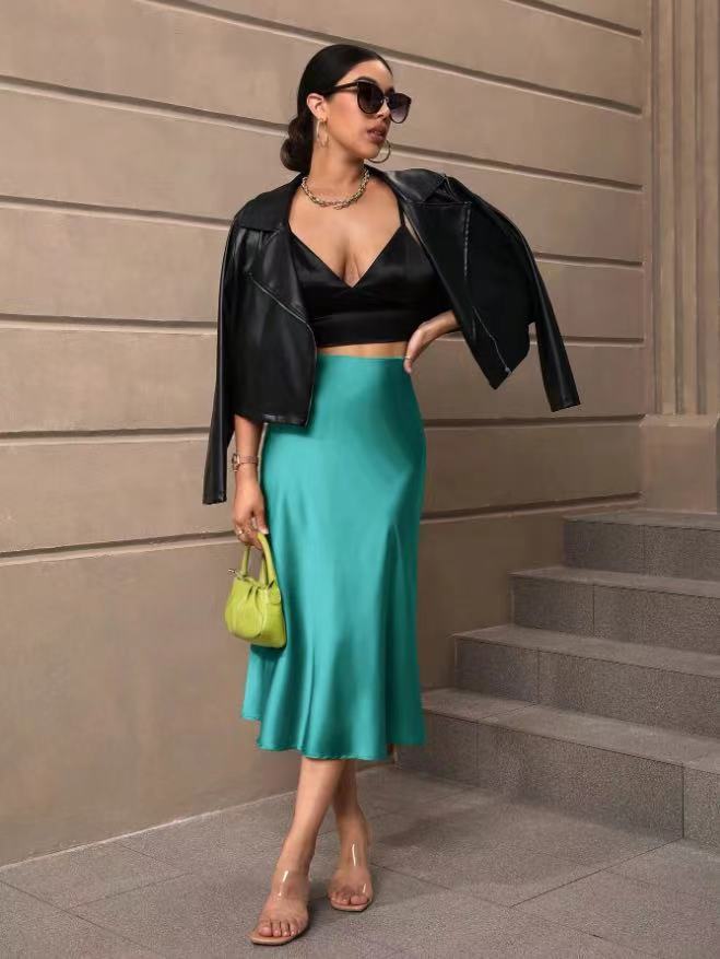 Elegant Line Satin Skirt