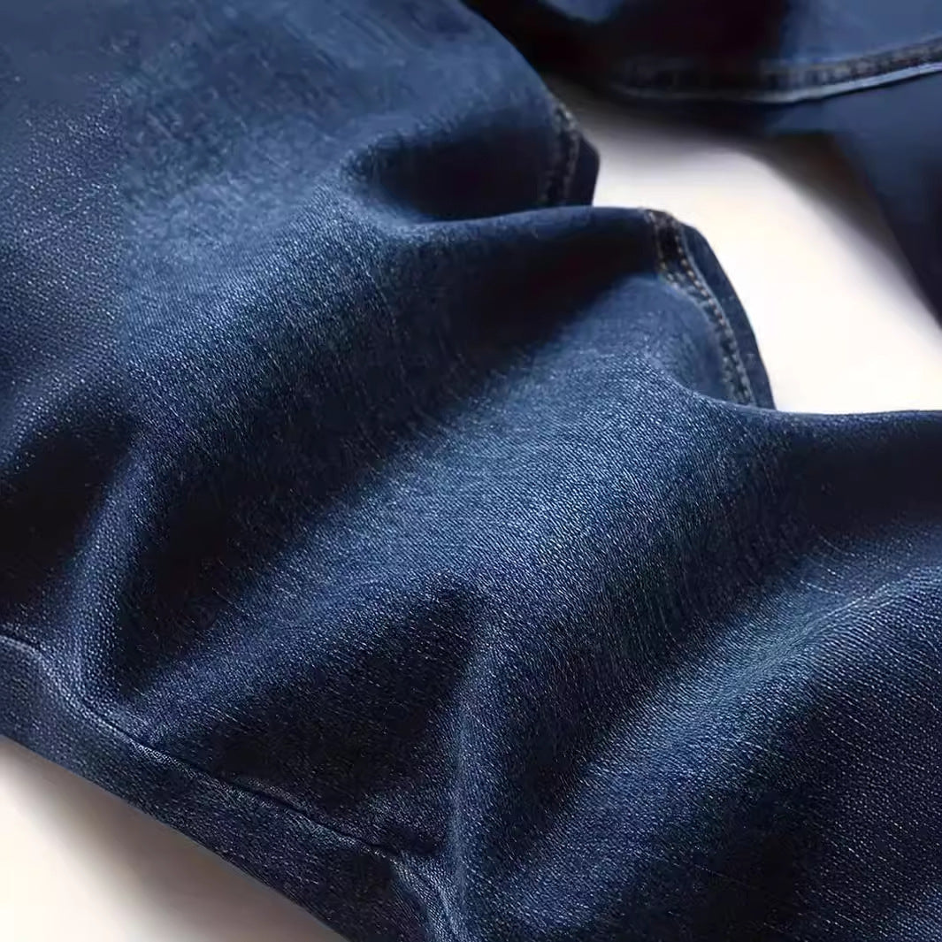 Fashionable Worn Slim Casual Jeans