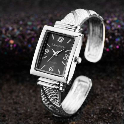 Stylish Wrist Quartz Timepiece