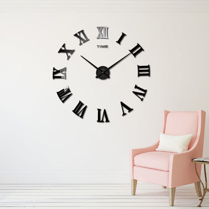 Stylish round timepiece with European design