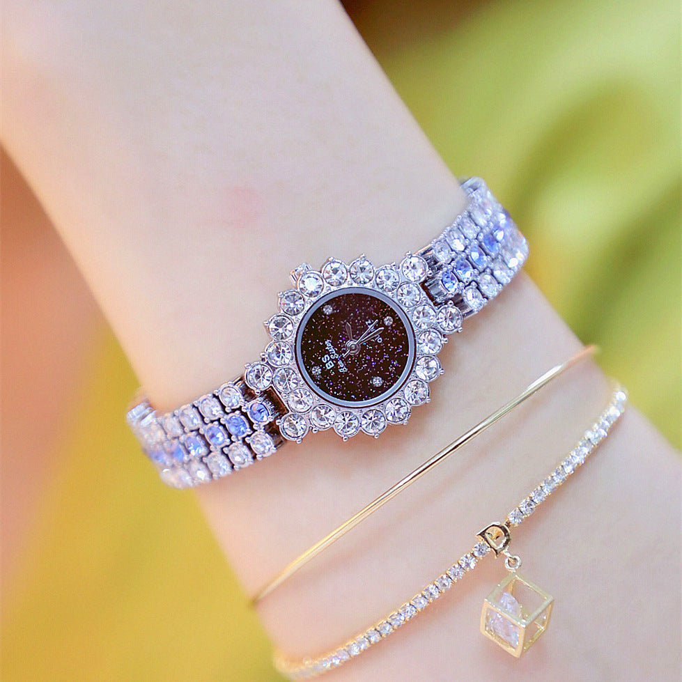 Elegant Diamond-Studded Wristwatch with Premium Chain