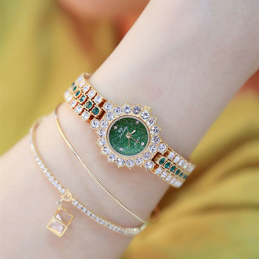 Elegant Diamond-Studded Wristwatch with Premium Chain