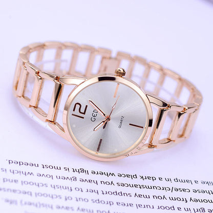 Elegant water-resistant timepiece
