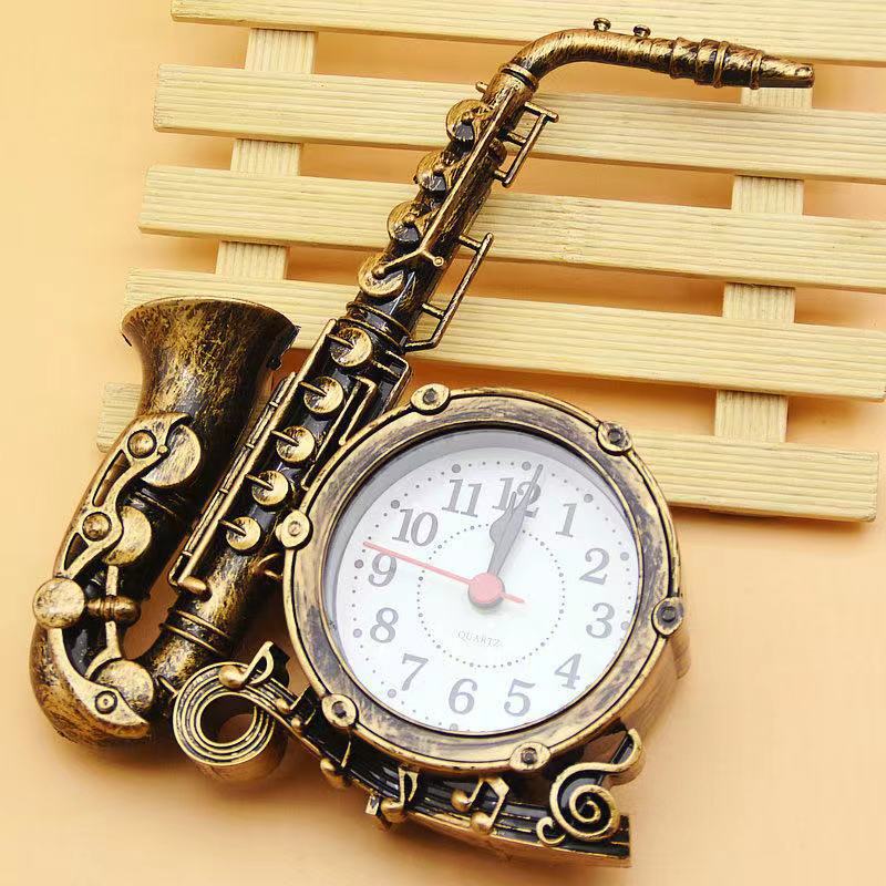 Jazz Instrument Timepiece Innovative Room Clock Decor