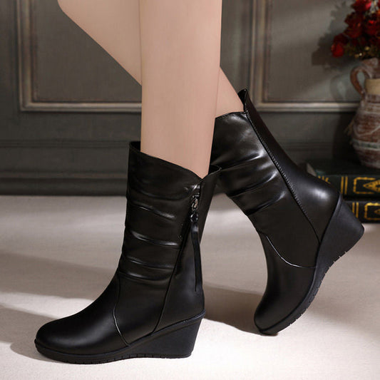 Cozy Winter Boots With Soft Mid-Calf Height
