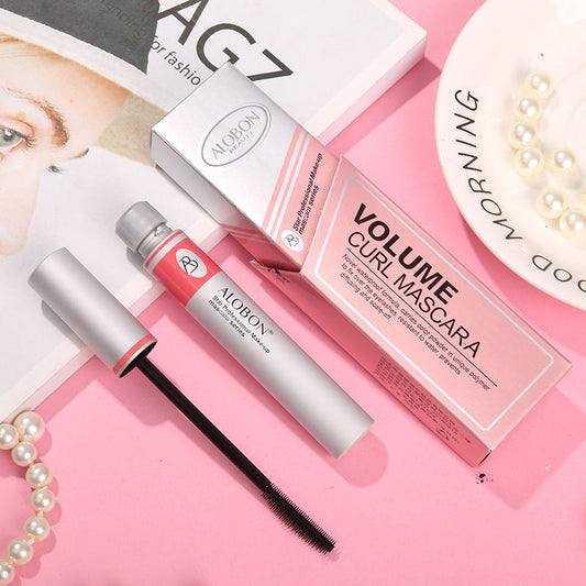 Ultra Glam Lash Amplifier Intense Volume & Length Mascara