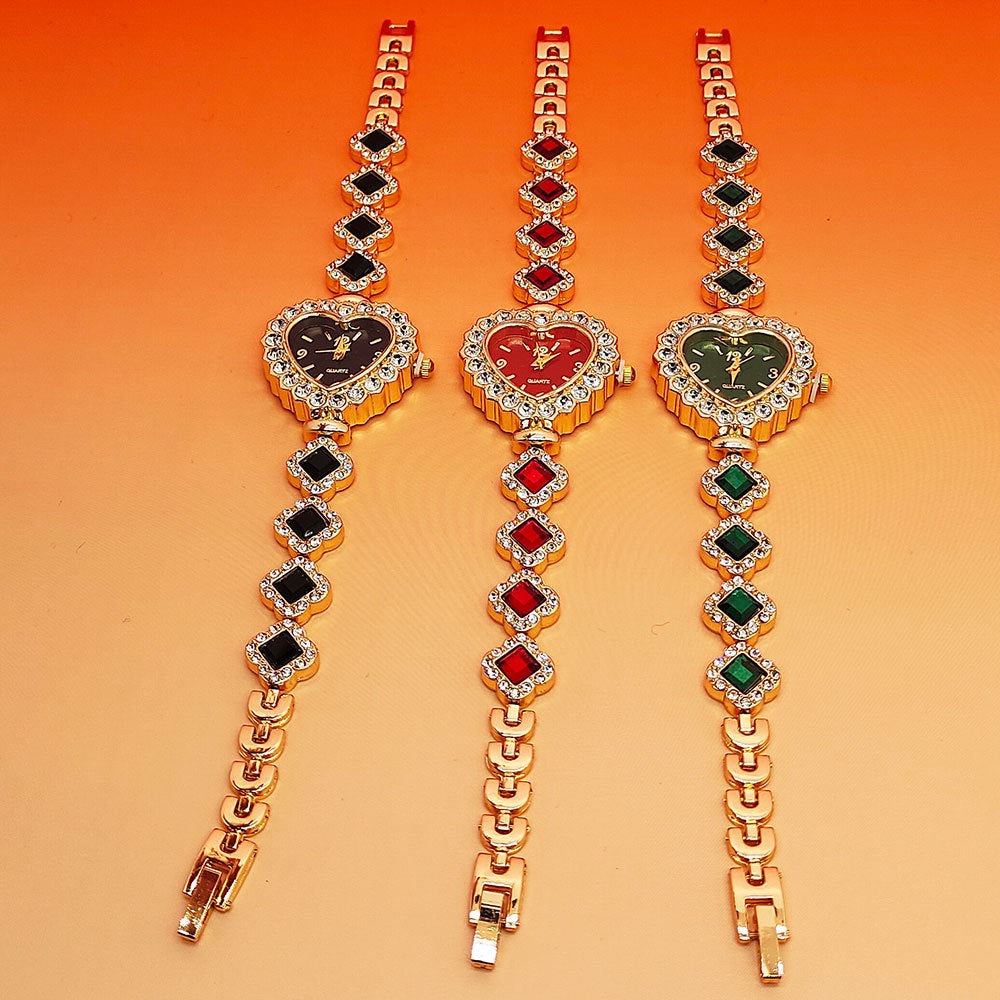 Fashion Love Shape Bracelet Watch Set Diamond Colored Heart Quartz