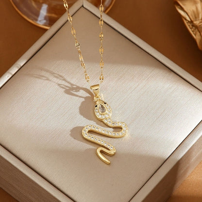 Fashion Personality Snake Necklace With Rhinestone Design Creative