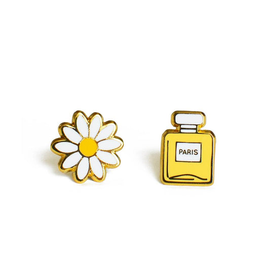 Daisy & Perfume Earrnigs