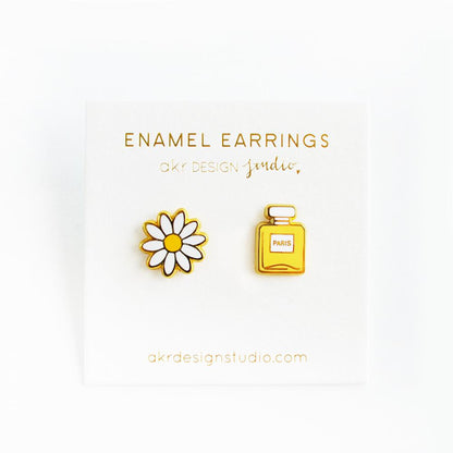 Daisy & Perfume Earrnigs