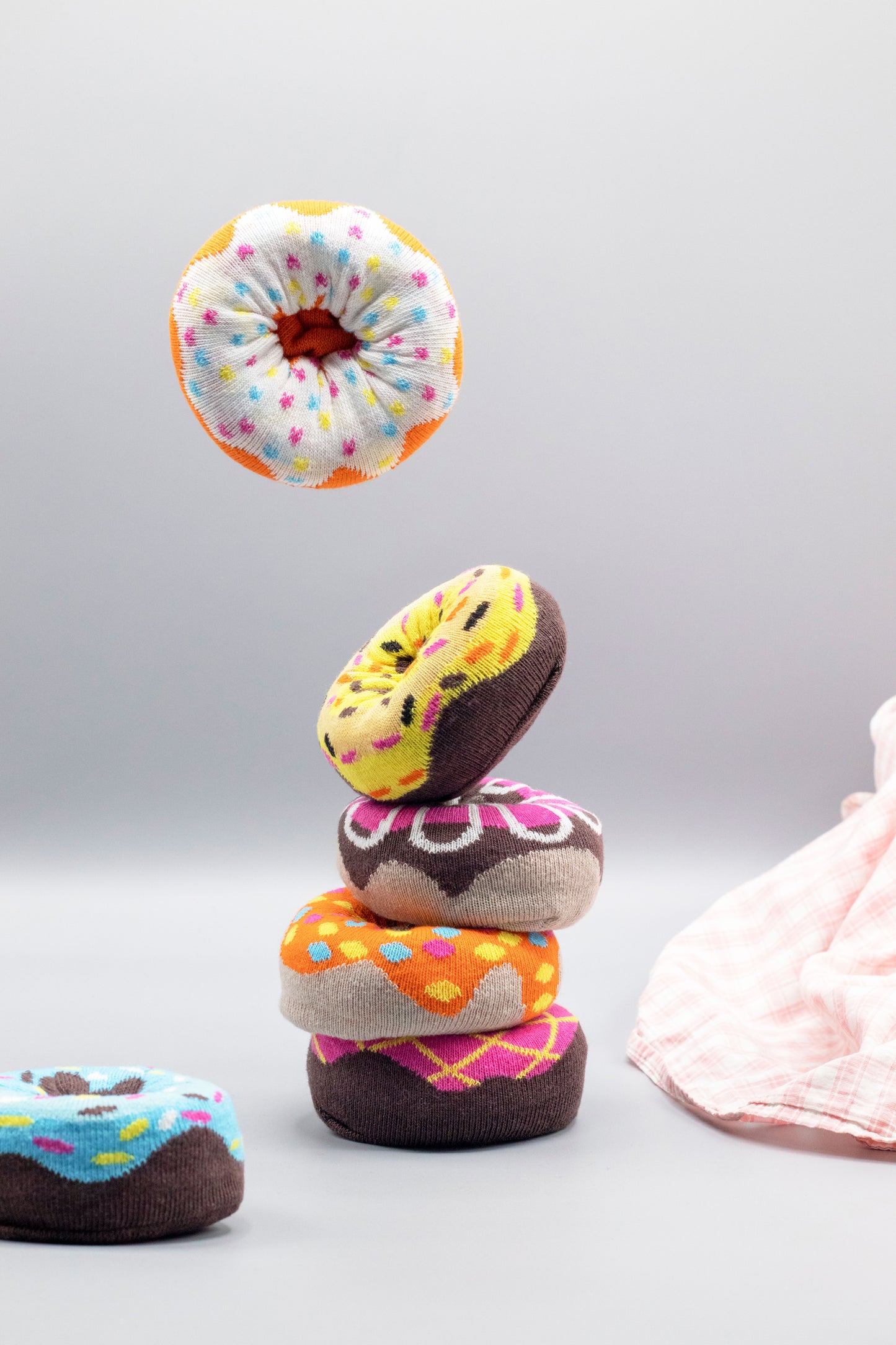 Women's Donut Socks Gift Box Colorful & Soft Cotton Crew Socks 6 pack