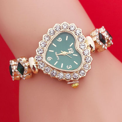 Fashion Love Shape Bracelet Watch Set Diamond Colored Heart Quartz