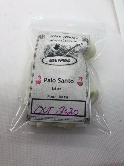 Palo Santo mini skull wax melts