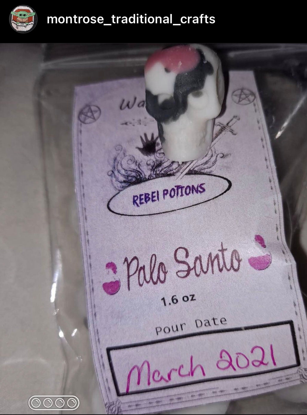 Palo Santo mini skull wax melts